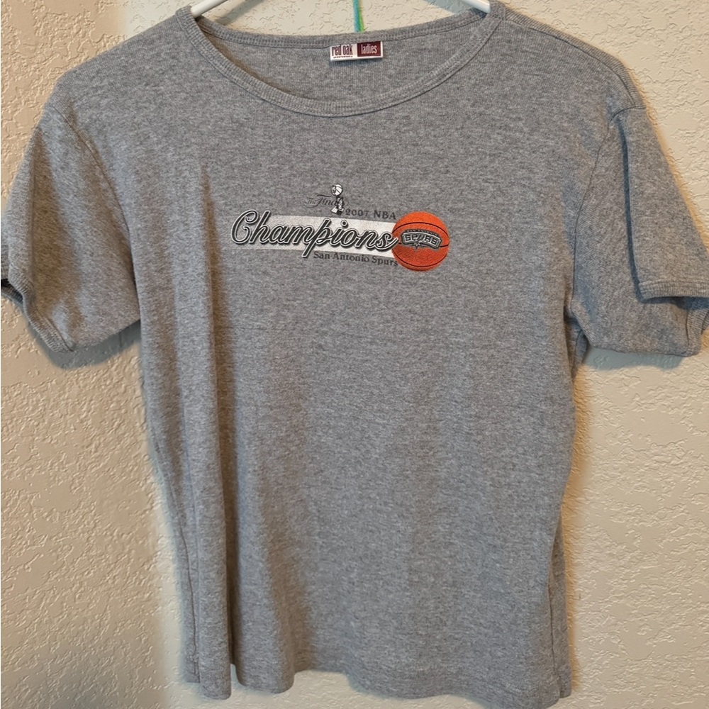 Women’s vintage spurs tshirt